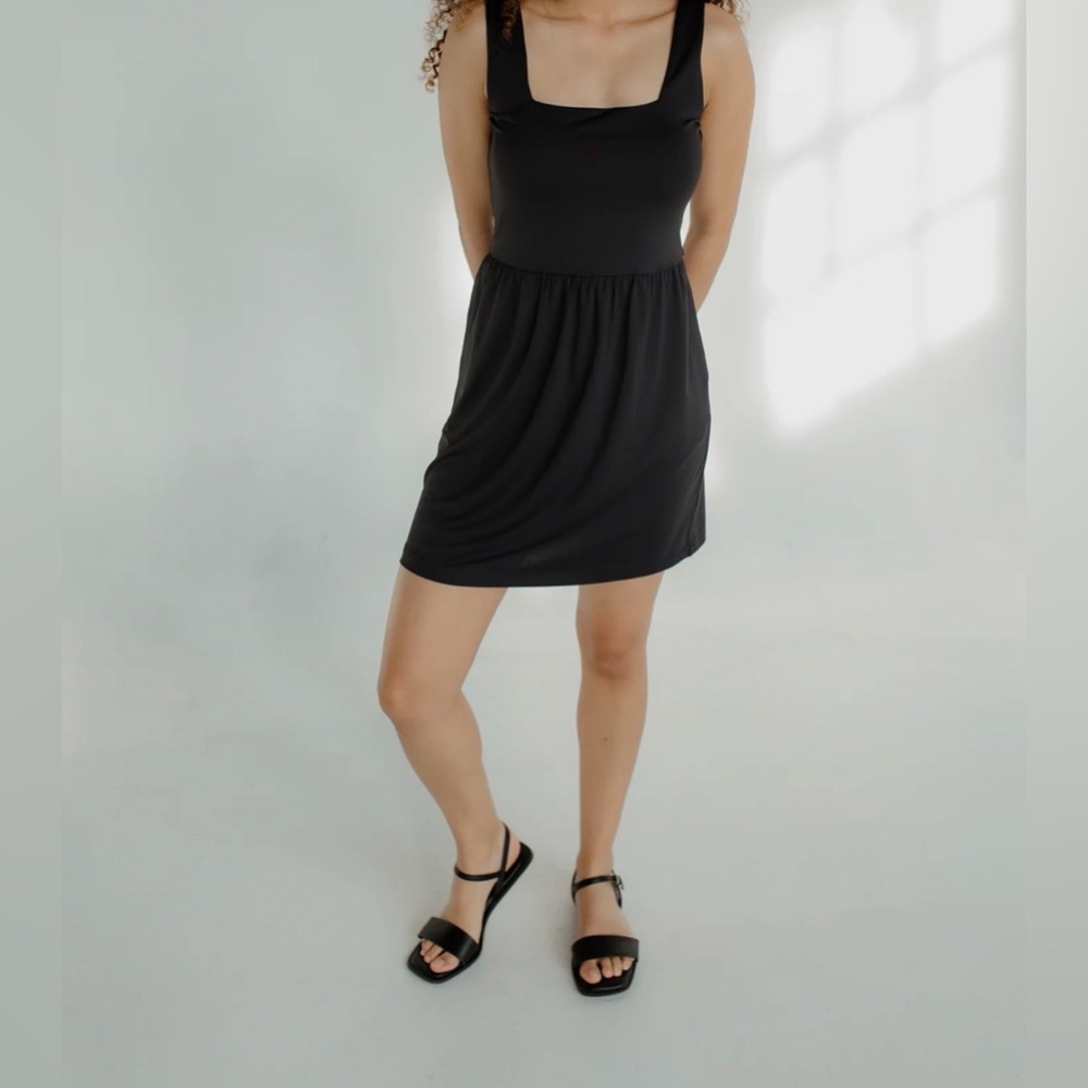 Black Sleeveless Mini Dress